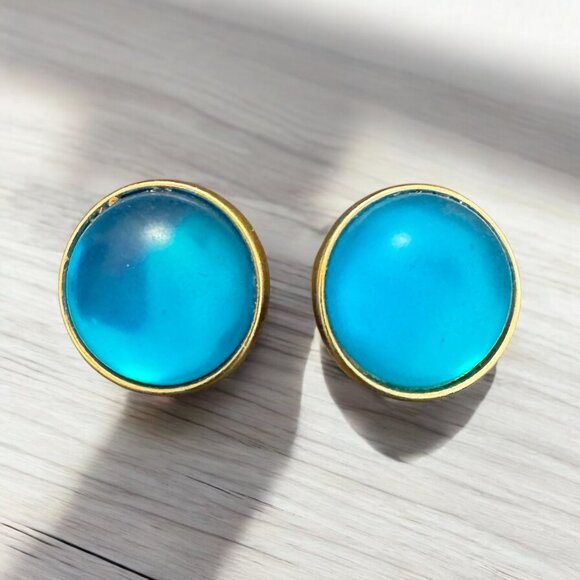 Vintage Pierced Earrings Costume Jewelry Gold Tone Sky Blue Button Center - Picture 1 of 2